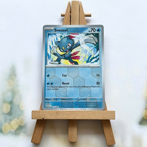 Thẻ hình Pokemon Sneasel 013/064 - Lá bài Scarlet & Violet Shrouded Fable Common Reverse Holo tiếng Anh chính hãng