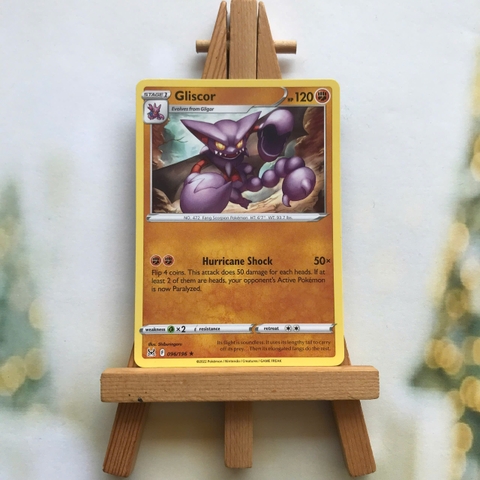 Thẻ hình Pokemon Gliscor 096/196 - Lá bài lẻ Sword & Shield: Lost Origin Rare tiếng Anh chính hãng