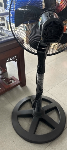 Quạt lửng BCN NLF1627K (Đen)