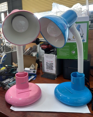 Đèn led bàn học MPE 5W màu xanh