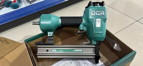 Súng bắn đinh bê tông DCA A03-ST38