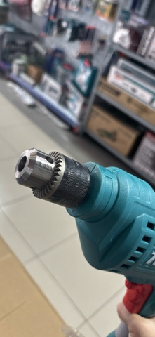 Máy khoan Total 10mm TD2051026E
