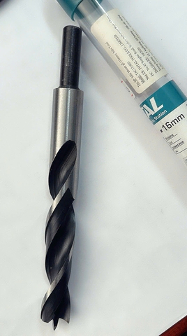 Mũi khoan gỗ Total 16mm