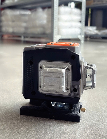 Máy cân bằng laser 12 line Hukan (kèm chân) HK-G1-T97