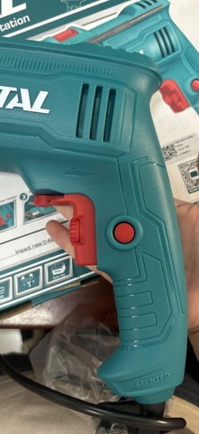 Máy khoan búa Total 13mm (710W)