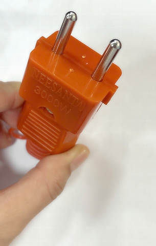 Phích cắm chịu tải 3000W