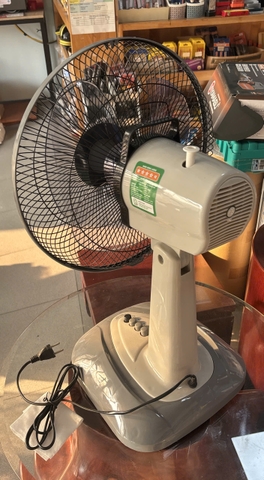 Quạt bàn Vinasun QB3-VNS (có cầu chì chống cháy)