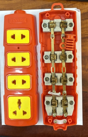 Ổ cắm 4 lỗ cam chịu tải 6000W