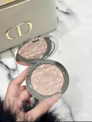 Phấn Bắt Sáng Highlight Dior Forever Glow Luminizer 01 Nude Halo