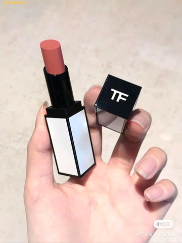 Son Tom Ford Satin Matte Roses Lip Color 53 Rose D'Amalfi - 53 Hồng nude