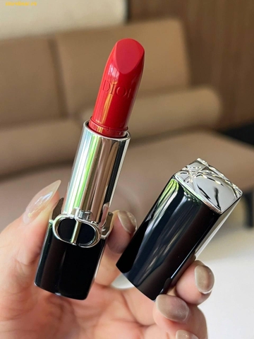 Son Dior Rouge Dior Satin Lipstick 999 – Màu Đỏ Tươi