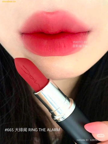 Son Mac 665 Ring The Alarm - Đỏ Có Pha Hồng Nhẹ