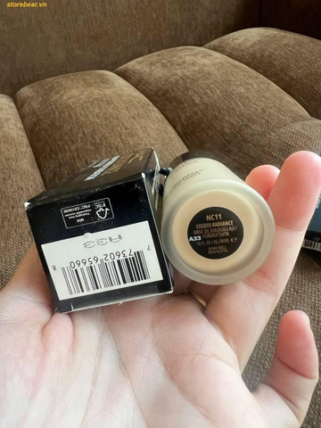Kem Nền MAC Cosmetics Studio Fix SPF 25 / PA++ Skin Balancing Complex Long Wear Soft Matte Foundation 30ML NC11