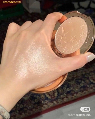Phấn Bắt Sáng Charlotte Tilbury Hollywood Glow Glide Face – Gilded Glow