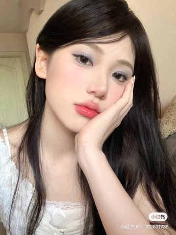 Son Dior Addict Stellar Shine 667 Màu Hồng Đất