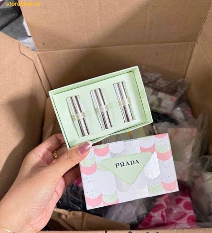 Set Son Prada Hydrating Mini Lip Balm Trio Gift Set