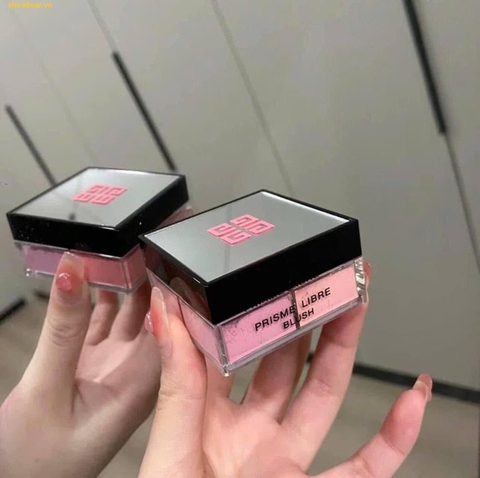 Má hồng 𝐆𝐈𝐕𝐄𝐍𝐂𝐇𝐘 𝐏𝐑𝐈𝐒𝐌𝐄 𝐋𝐈𝐁𝐑𝐄 𝐁𝐋𝐔𝐒𝐇 - 01 hồng