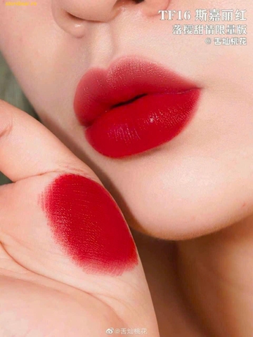 Son Tom Ford 16 Scarlet Rouge - Vỏ đen đỏ lạnh