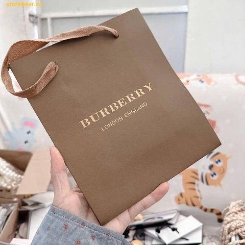 Phấn Nước Cushion BURBERRY BEAUTIFUL GLOW tone W10 - Trắng tự nhiên