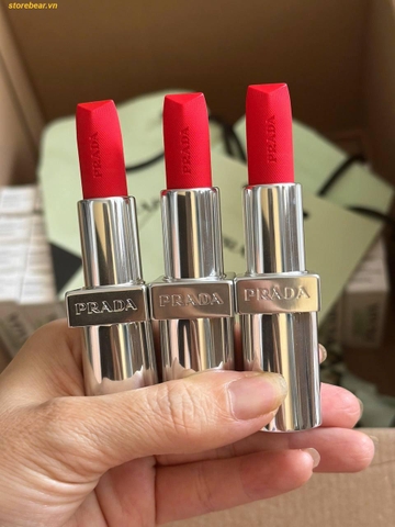 Son Prada Monochrome Soft Matte Lipstick R126 Scarlet Màu Đỏ Cam San Hô
