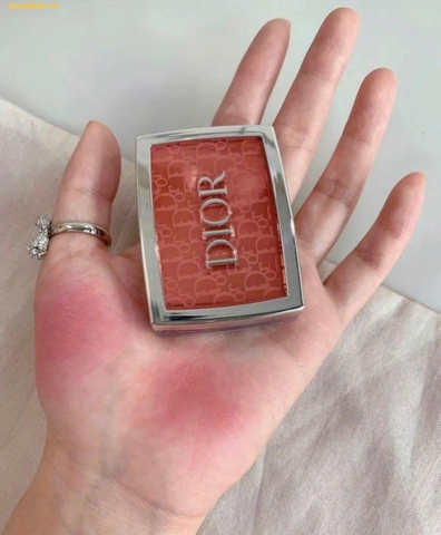 Phấn Má Dior Rosy Glow Blush 012 Rosewood - 1050000 VNĐ