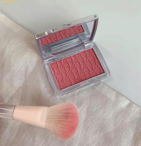 Phấn Má Dior Rosy Glow Blush 012 Rosewood - 1050000 VNĐ