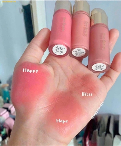 Má hồng kem 𝗥𝗮𝗿𝗲 𝗕𝗲𝗮𝘂𝘁𝘆 𝗯𝘆 𝗦𝗲𝗹𝗲𝗻𝗮 𝗚𝗼𝗺𝗲𝘇 𝗦𝗼𝗳𝘁 𝗣𝗶𝗻𝗰𝗵 𝗟𝗶𝗾𝘂𝗶𝗱 𝗕𝗹𝘂𝘀𝗵 Mini 3.2ml Fullbox