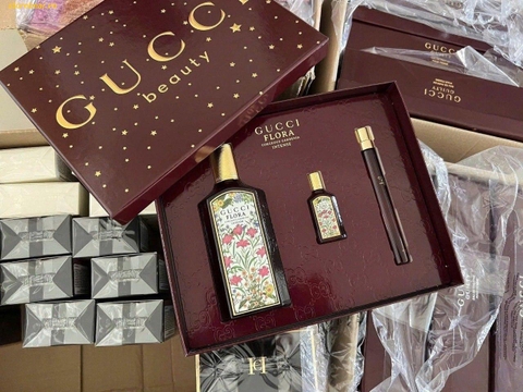 Set Gucci Flora Gorgeous Gardenia Intense 3 món (100ml+10ml+5ml)