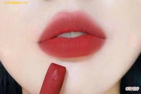 Son Lì Prada Monochrome Soft Matte R129 Lacca Màu Đỏ Đậm Quyến Rũ