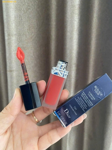Son kem Dior Forever Liquid 741 màu đỏ cam