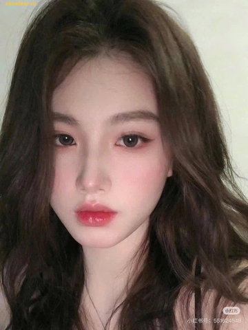 Son Chanel N°1 De Lip And Cheek Balm 01 Red Camellia Màu Đỏ