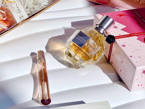 Set Nước hoa VIKTOR & ROLF FLOWERBOMB (50ml + 10ml)