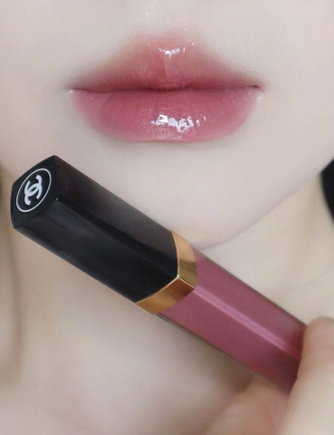 Son Bóng Chanel Rouge Coco Hydra Gloss 447 Bourgeoisie