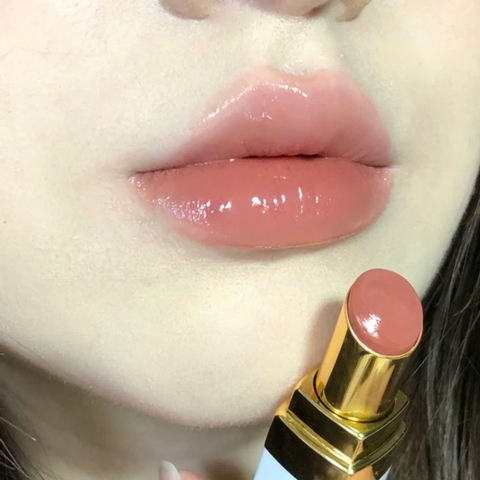 Son Dưỡng Chanel Rouge Coco Baume Tinted Lip Balm 932 Anemone - Màu Cam San Hô