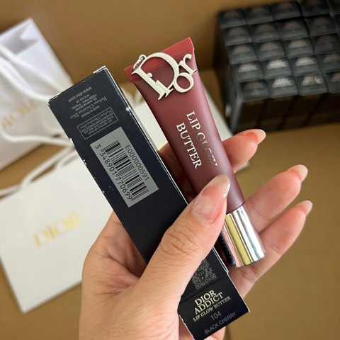 Son dưỡng Dior Lip Glow Butter chiếc Lip Balm 104 Black Cherry