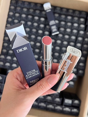 Son Dưỡng Dior Addict Glass Ultra-Shine and Hydrating Lip Gloss Stick 504 Dior Sweet
