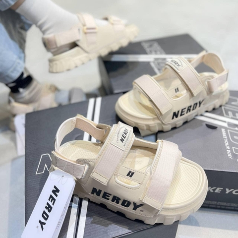 GIÀY SANDAL NERDY