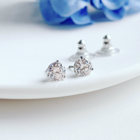 SWAROVSKI Stilla stud earrings 0,6cm (Round cut, White, Rhodium plated) - Khuyên tai pha lê trắng, hạt tròn - JEWERY