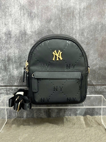 MLB DIA MONOGRAM NY NEWYORK MINI BACKPACK BLACK - Balo dáng nhỏ, màu đen