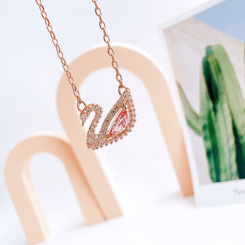 SWAROVSKI Dazzling Swan necklace (Swan, Pink, Rose gold-tone plated) - Dây cổ, dây chuyền SWAROVSKI - JEWELRY NECKLACE