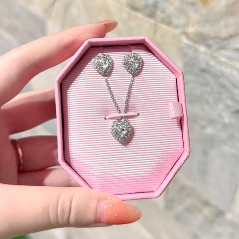 CHÍNH HÃNG - SWAROVSKI x Ariana Grande set (Mixed cuts, Heart, White, Rhodium plated) - SET - EARRINGS - NECKLACE - Khuyên tai + dây cổ, pha lê trắng, trái tim - JEWELRY