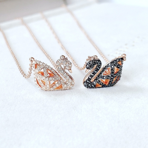 SWAROVSKI Facet Swan Pierced necklace (White&Black, Rose-gold tone plated) - Dây cổ, dây chuyền thiên nga đeo 2 mặt trắng và đen - JEWELRY NECKLACE