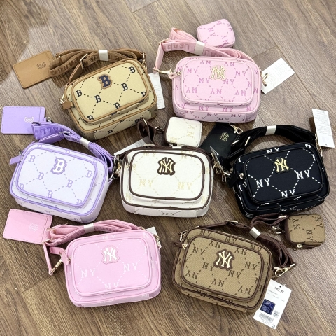 TÚI MLB MONOGRAM CROSS BAG BROWN/CREAM/PINK/BLACK/LAVENDER - TÚI ĐEO CHÉO DÁNG VUÔNG MÀU NÂU/KEM/HỒNG/ĐEN/TÍM