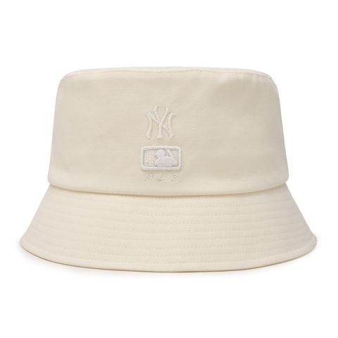 MŨ MLB VARSITY BUCKET HAT NY NEW YORK CREAM - Mũ vành tròn, màu trắng kem
