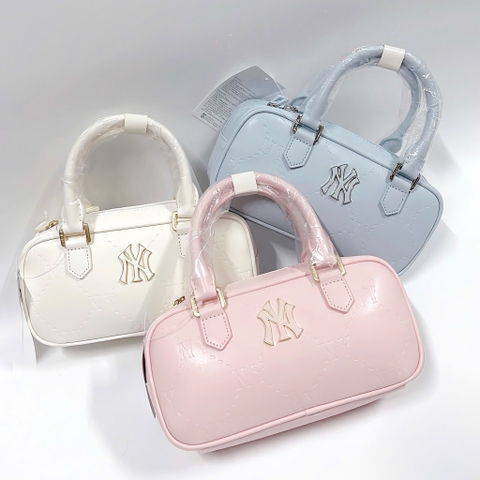 MLB Dia Monogram Hand & Cross Bag New York Yankees Cream/Blue/Pink - Túi xách, đeo chéo màu kem/xanh/hồng