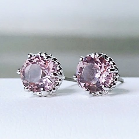 SWAROVSKI Birthstone stud earrings (Round cut, Pale Pink, Rhodium plated) - Khuyên tai, hình tròn, pha lê màu hồng phớt - JEWERY