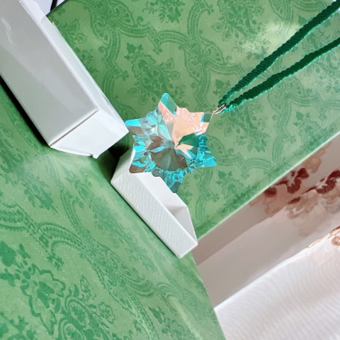 SWAROVSKI ORNAMENT STAR 2023 CRYSTAL - Vật trang trí ngôi sao pha lê xanh