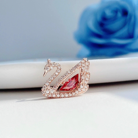 Dây cổ SWAROVSKI Dancing Swan necklace (Swan, RED, Rhodium plated) - Dây chuyền thiên nga đính đá pha lê đỏ - JEWELRY