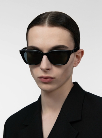 Kính Mắt Gentle Monster HUE 01