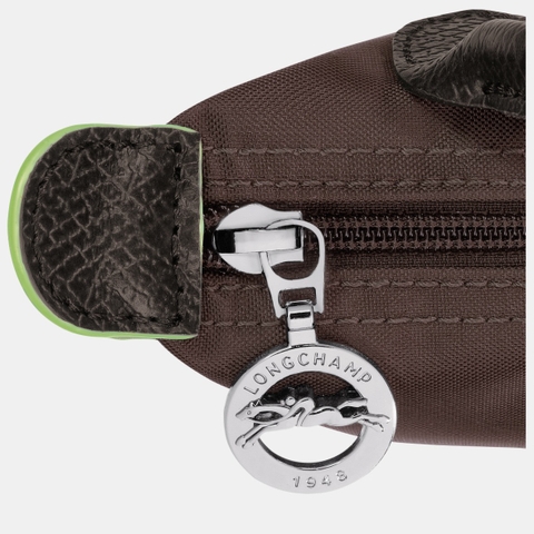 CHÍNH HÃNG - MINI SIZE - TÚI LONGCHAMP LE PLIAGE GREEN POUCH WITH HANDLE - MOCHA - Túi xách màu nâu sẫm